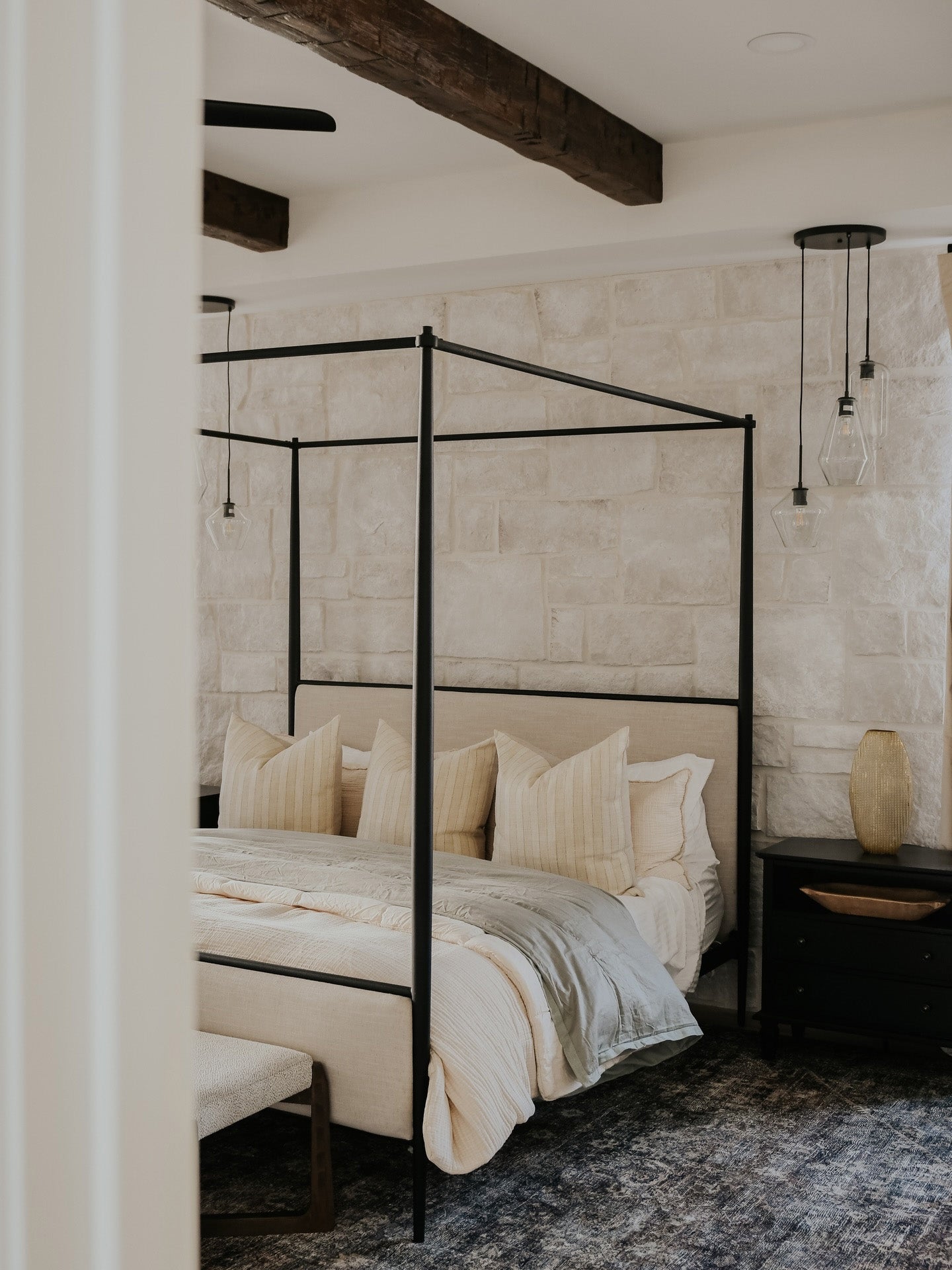 Prestige White Onyx MWD in a bedroom