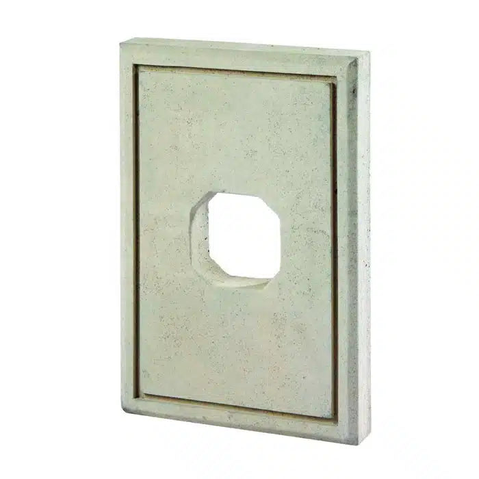 Casa Di Sassi Large Light Block stone veneer featuring light neutral stone tones, large-format blocks, and refined architectural texture.